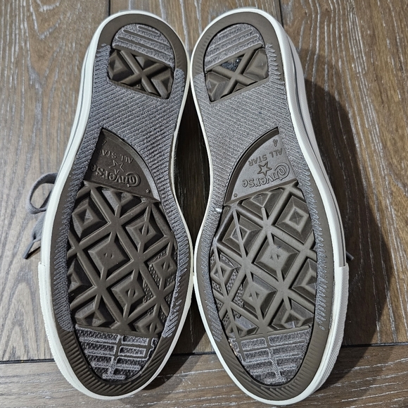 Converse All Star Sneakers, Women's Size 6 - Picture 6 of 9